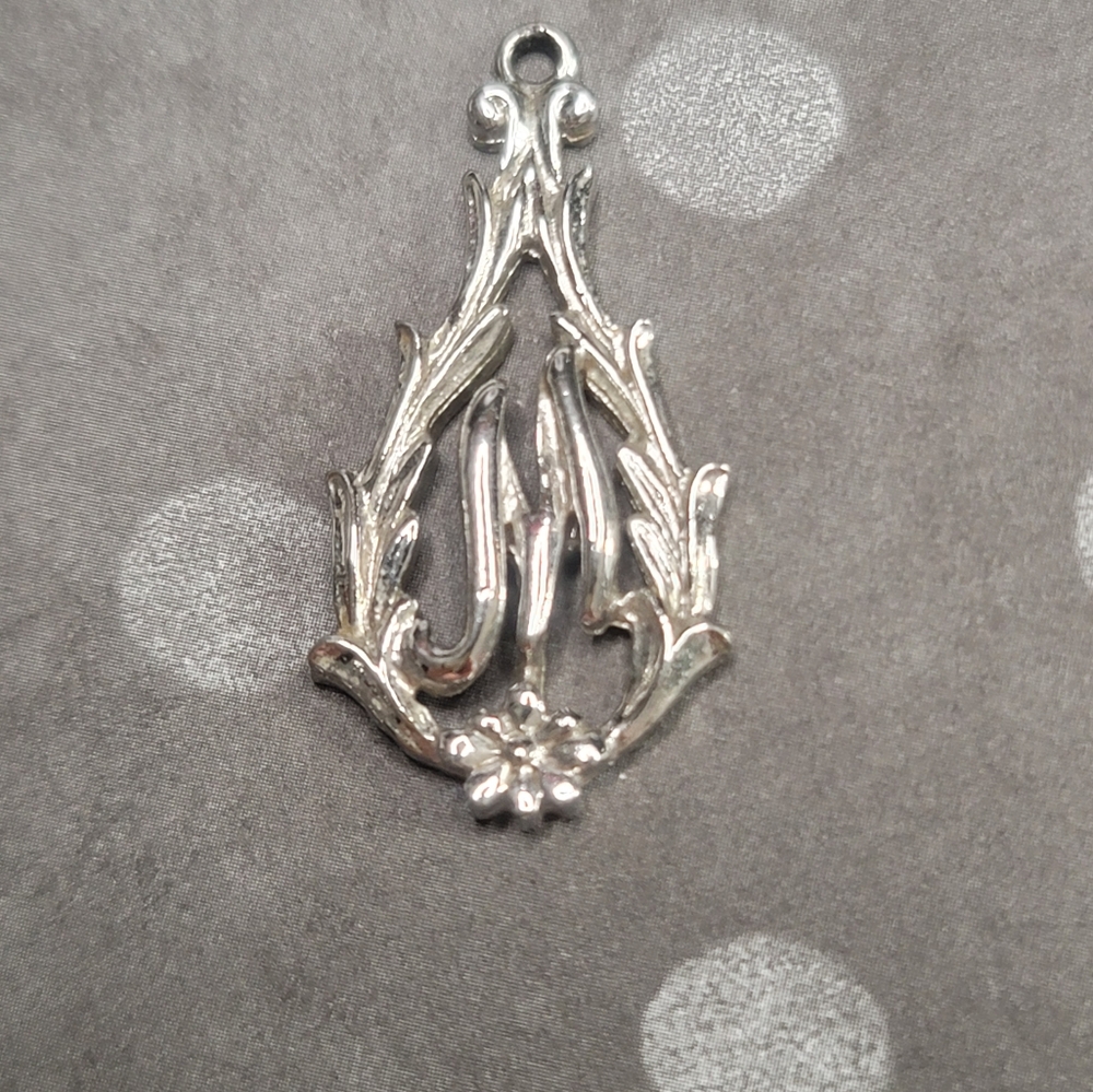Monogrammed Pendant M by Sarah Coventry